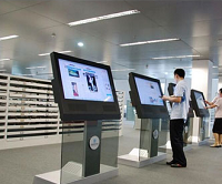 企业展厅部署触控一体机与液晶拼接屏方案